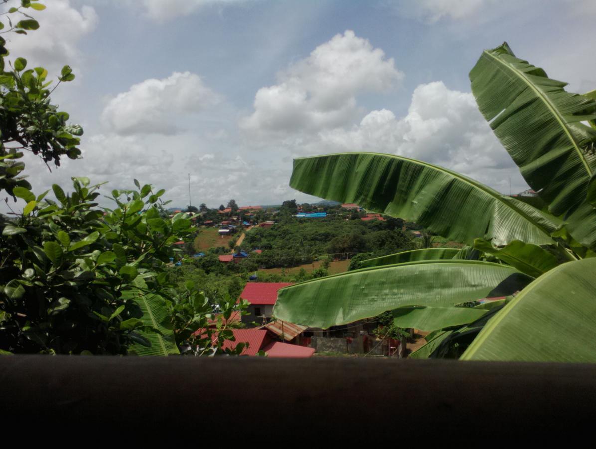 Tree Lodge Banlung Exterior photo